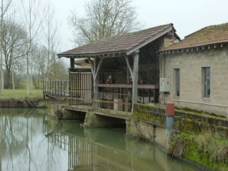 SAINT-ETIENNE-SUR-REYSSOUZE-ain