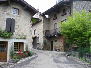 SAINT-SORLIN-EN-BUGEY - VAUX-EN-BUGEY-ain
