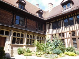 TROYES HISTORIQUE-aube