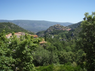AUTOUR D AIGUES BONNES-aude