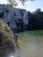 GOUFFRE DE L OEIL DOUX PAR LA GARRIGUE DE LA CLAPE-aude