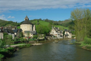 SAINTE EULALIE D OLT - PIERREFICHE-aveyron