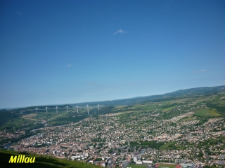 MILLAU - POUNCHO AGAST -aveyron