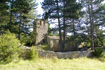 SAINT-ANDRE-DE-VEZINES-aveyron