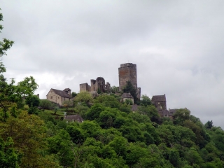 BARRAGE DE COUESQUE - CHATEAU DE VALON-aveyron