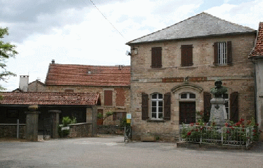 LA CHAPELLE-BALAGUIER-aveyron