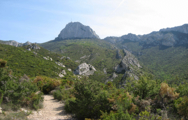 La Sainte Baume - Le pic de Bertagne (1)-bouches-du-rhone