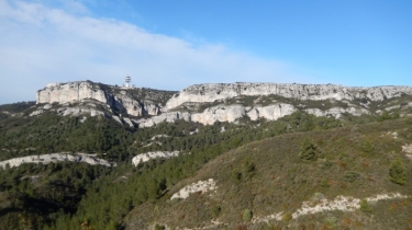 MAUSSANE-LES-APILLES - LES AMANTS-bouches-du-rhone