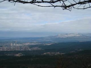 PILON DU ROI - LES SANTONS-bouches-du-rhone