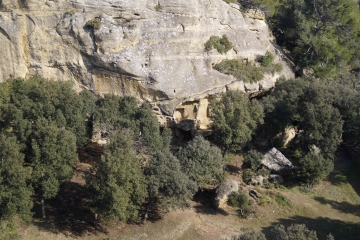 LES GROTTES DE CALES A LAMANON-bouches-du-rhone
