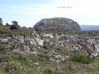 LE GARLABAN PAR LASCOUR-bouches-du-rhone