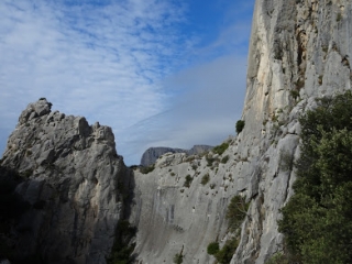 STE VICTOIRE LA CITADELLE PAR LE VALLON DE LA TINE ET LE PIC DES MOUCHES-bouches-du-rhone