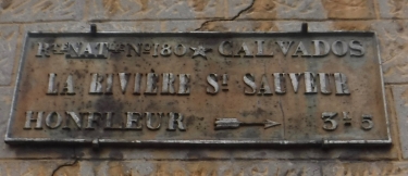 LA RIVIERE SAINT SAUVEUR-calvados