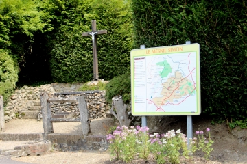 LE MESNIL-SIMON - LES MONCEAUX-calvados