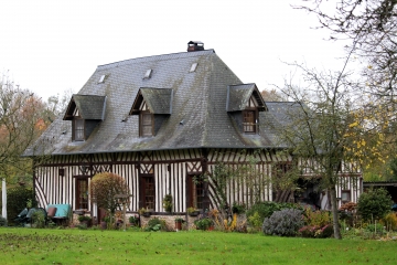 MOYAUX - FONTAINE DES MARNES-calvados