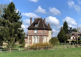 LE MESNIL-GUILLAUME - SAINT-MARTIN-DE-MAILLOC-calvados