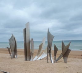 COLLEVILLE-SUR-MER - SAINT-LAURENT-calvados