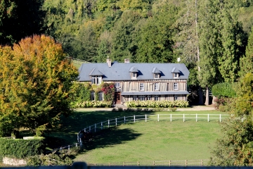 LIVAROT-PAYS-D AUGE - AUQUAINVILLE-calvados