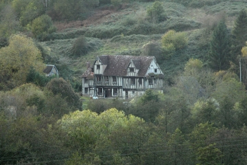 LE-MESNIL-GUILLAUME - SAINT-DENIS-DE-MAILLOC-calvados