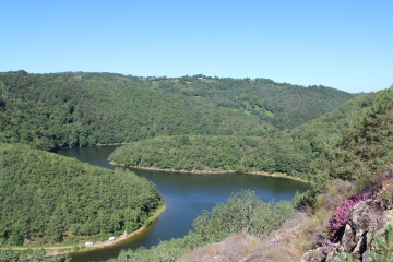 ROCHER DU ROUFFET-cantal