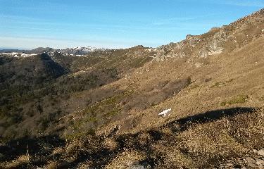 LIORAN - ROCHER DU BEC DE L AIGLE - TETON DE VENUS-cantal
