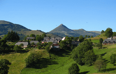 LA PORTE DU LION-cantal