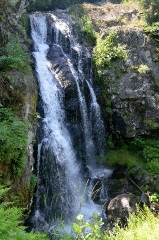 ALBEPIERRE - LES CASCADES-cantal
