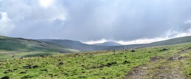 BOUCLE DE 12 KM AUTOUR DE MONTGRELEIX-cantal