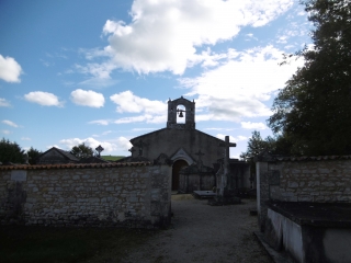GUIZENGEARD - SENTIER DE DECOUVERTE DES CARRIERES D ARGILE-charente