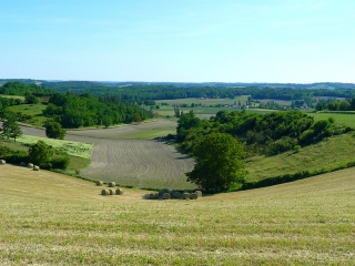 LES TROIS CANTONS-charente