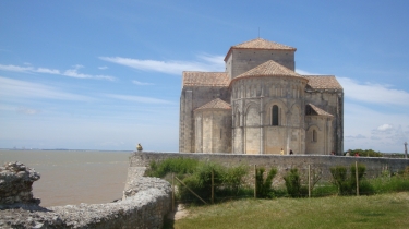PORT DES MONARDS - TALMONT SUR GIRONDE-charente-maritime