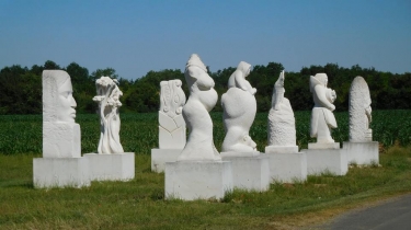 CRAZANNES - LES 3 CHATEAUX-charente-maritime