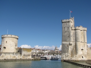 LA ROCHELLE PAS A PAS-charente-maritime