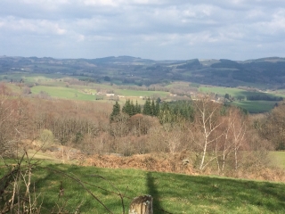 CHAMBERET - PUY DU SAUMON-correze