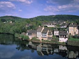 AU CHARBON MAUSSAC-correze
