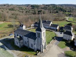 COMBRESSOL - LE CHEMIN DES ABBESSES-correze