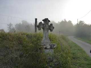 AUTOUR DE COLLONGES-LA-ROUGE-correze