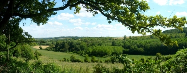 DES HALLES DE MARIGNY AU CHATEAU DE GANDELU-aisne