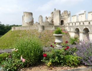 CHATEAU DE FERE ET FORET DE NESLE-aisne
