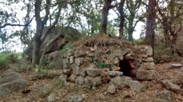 TOUR DE FRASSU ET SON ANCIEN VILLAGE (RUINES)-corse-du-sud