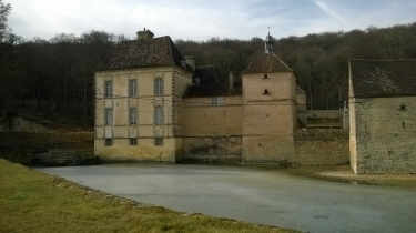 AUTOUR DE CONCOEUR-cote-dor-dijon