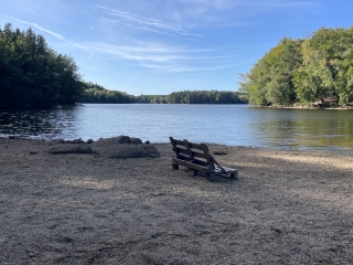 TOUR DE LAC DE FAUX LA MONTAGNE-creuse
