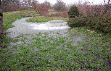 BROUCHAUD - LE DOLMEN-dordogne