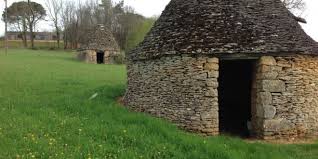 DOMAINE DE LA RHONIE-dordogne