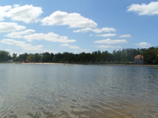 PETIT TOUR AUTOUR DU LAC DE ST ESTEPHE