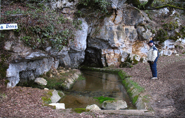 LA FONTAINE DE LADOUX-dordogne