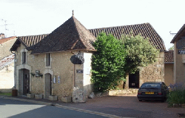SORGES - BOUCLE DES CHATEAUX-dordogne