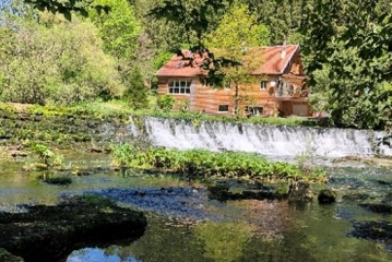 PLAIMBOIS - LA ROCHE DU MIROIR-doubs