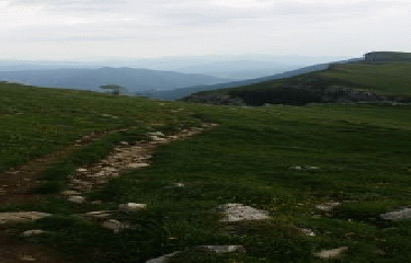 SERRE DE MONTUE A PARTIR DE LA CLAIRIERE DE MALATRA-drome