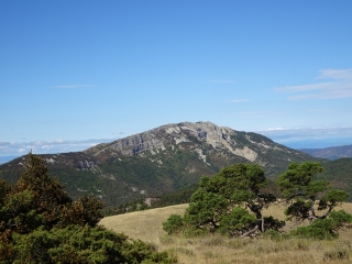 LE COUGOIR PAR LE VIEUX VILLAGE-drome